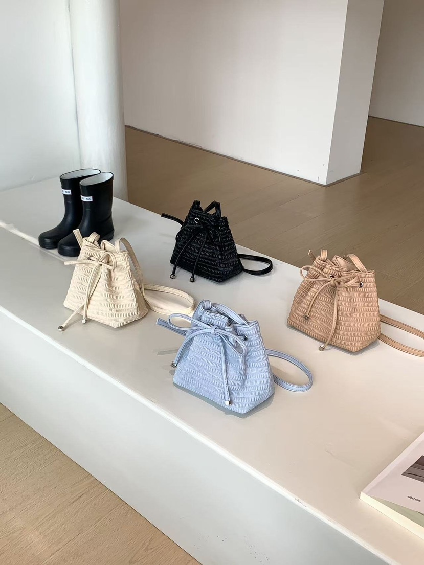 OPPA韓國直郵㊣東大門實拍女裝新品時尚人氣25春夏單肩斜跨包OPPA單肩/斜跨包