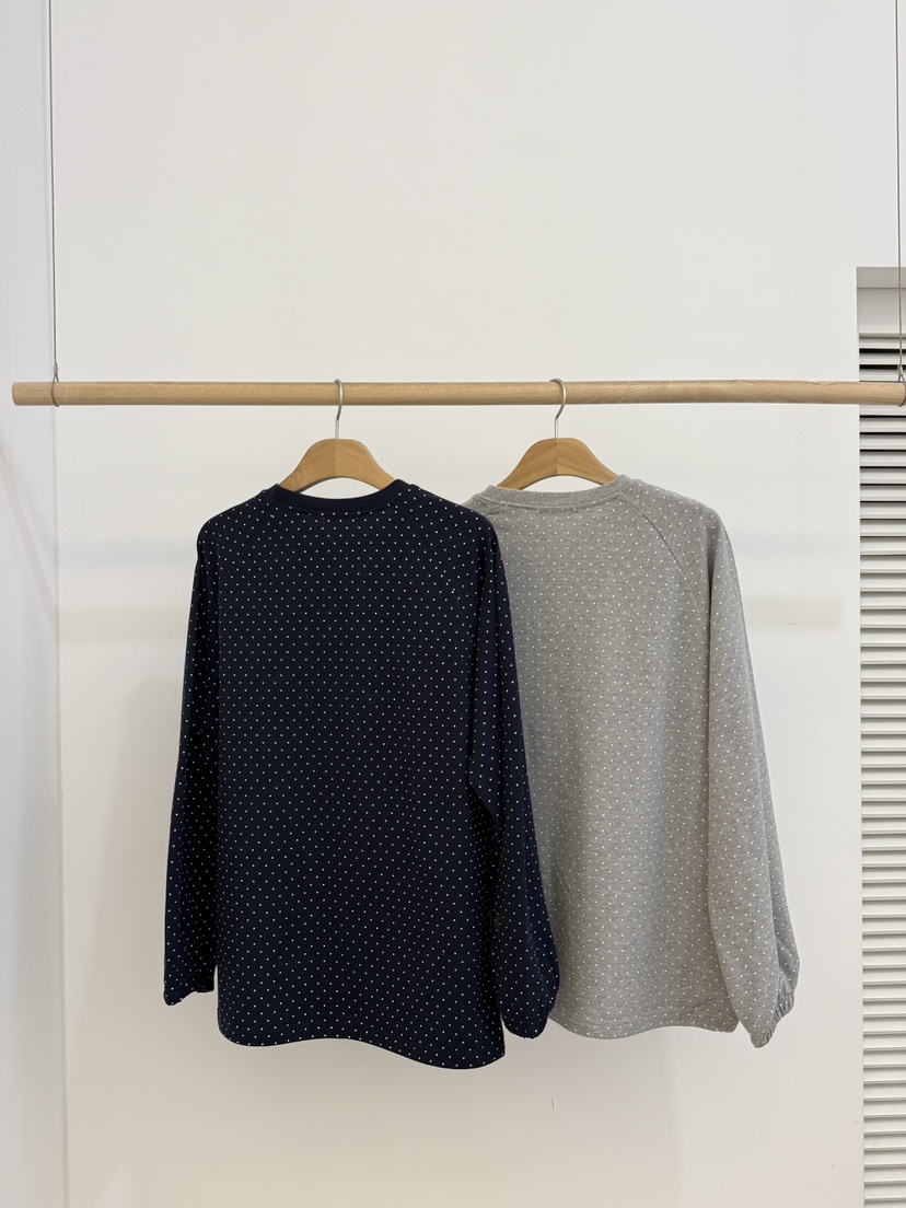 BY CHAPTER韓國直郵㊣東大門實拍女裝新品時尚人氣熱賣衛衣BY Chapter衛衣