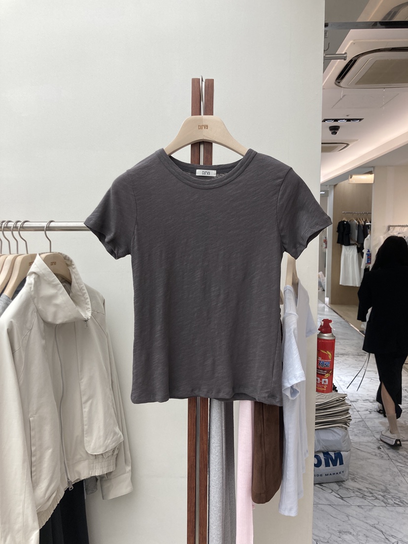 CURVY韓國直郵㊣女裝新款熱賣時尚推薦25春夏休閑職業人氣T恤CURVYT恤圖色4