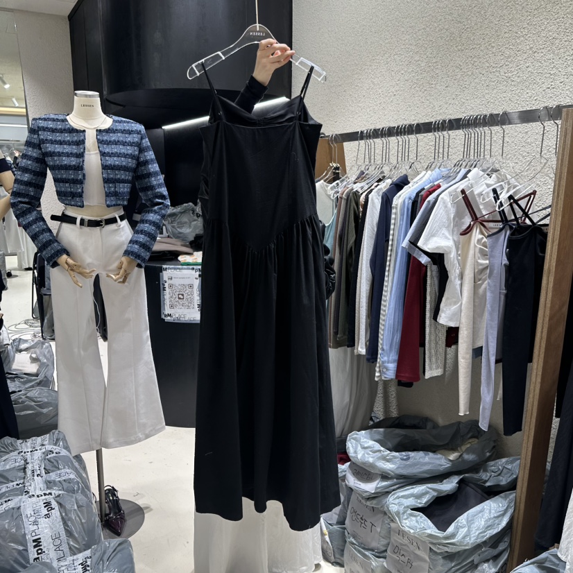 LESSEN東大門代購女士新品熱賣真品推薦人氣時尚休閑連衣裙LESSEN連衣裙