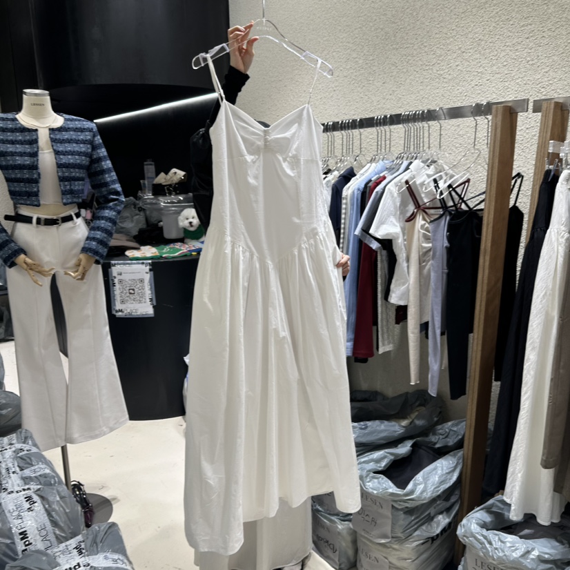 LESSEN東大門代購女士新品熱賣真品推薦人氣時尚休閑連衣裙LESSEN連衣裙