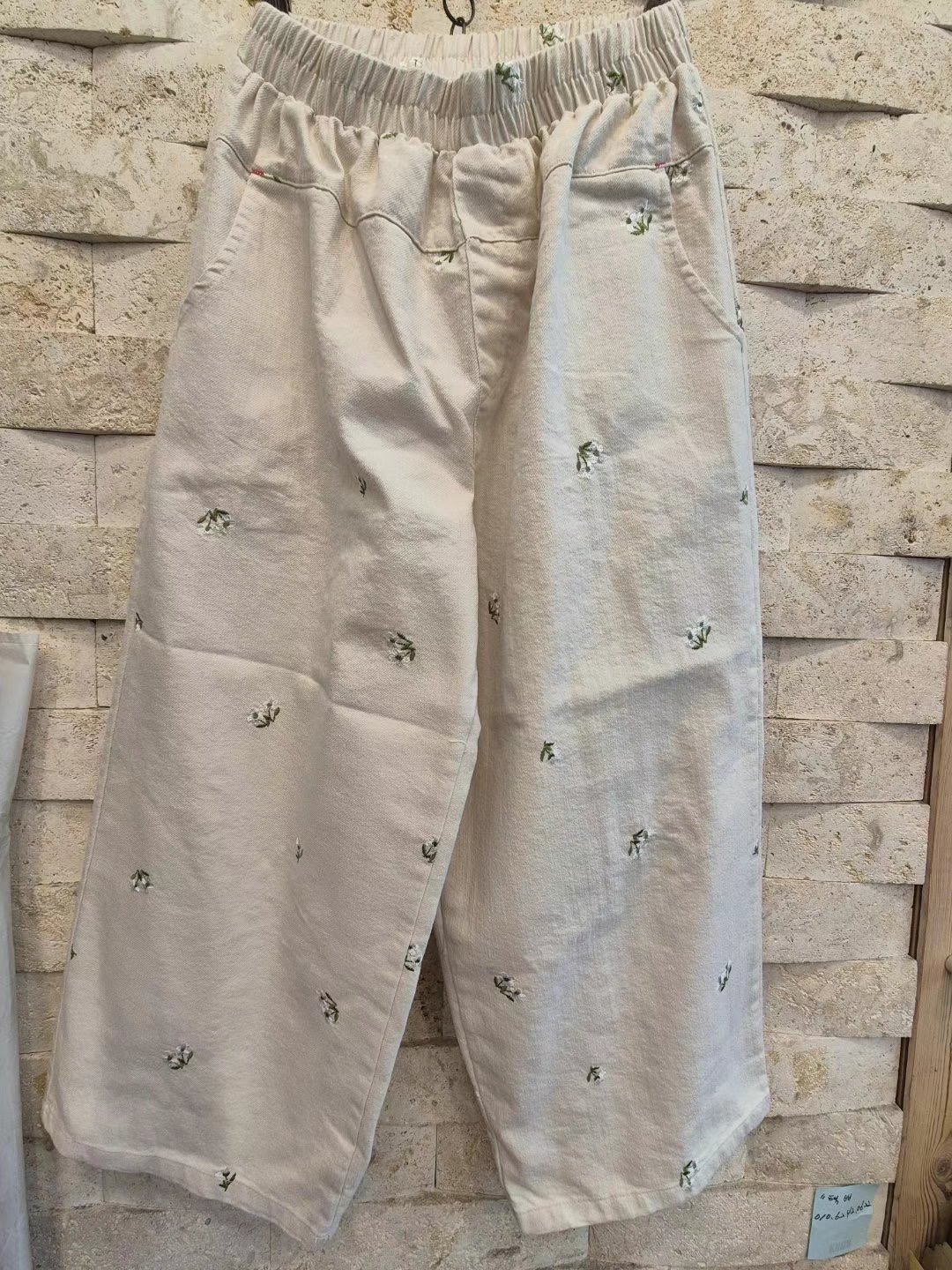 LUZ-루스-T韓國㊣直郵東大門代購女裝新品熱賣休閑褲刺繡LUZ休閑褲圖色2