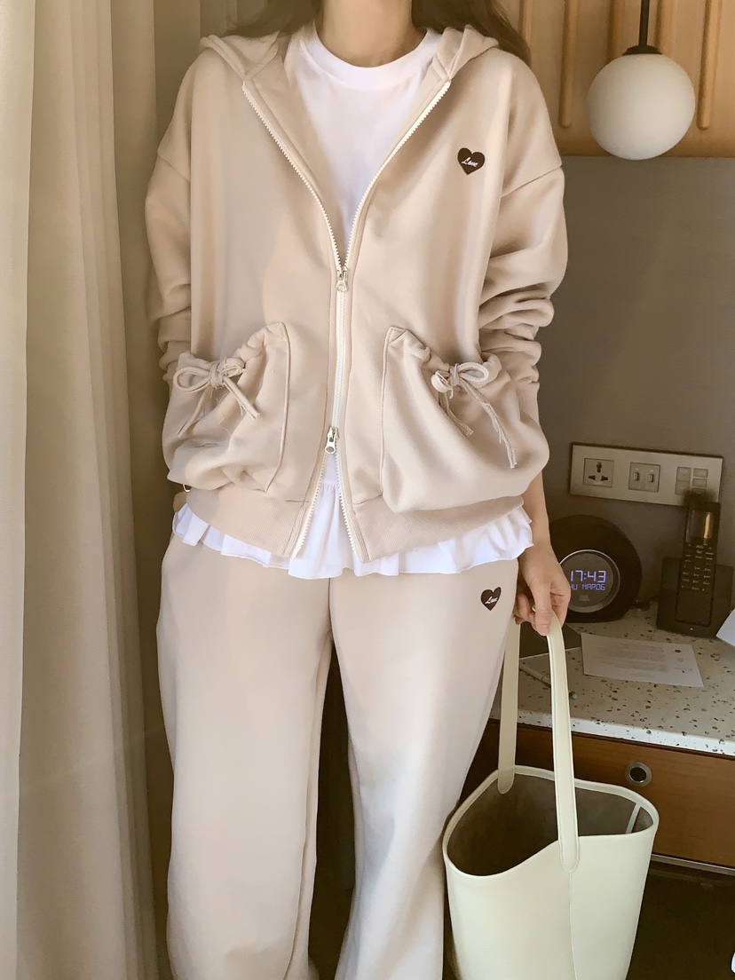 FORMSTUDIO東大門直郵女士新款休閑25春夏人氣套裝口袋連帽FORMSTUDIO套裝
