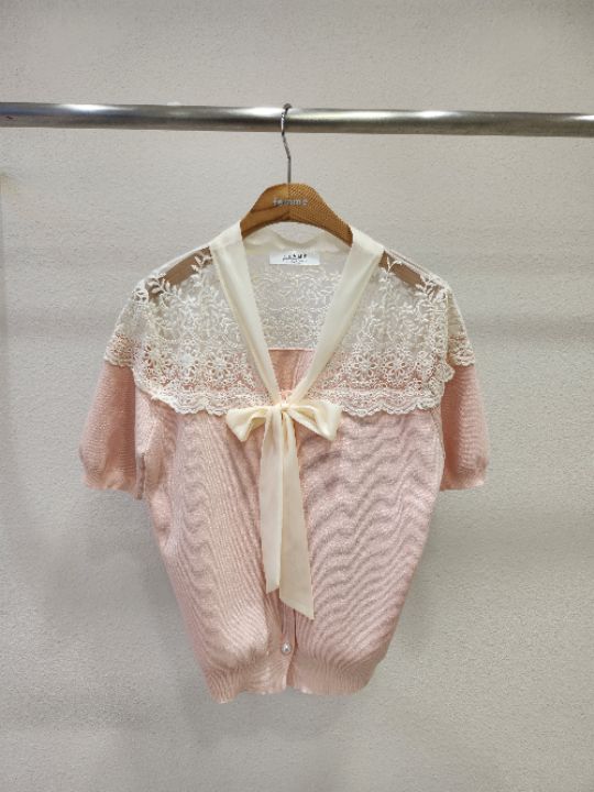 FEMME韓國直郵女裝新品人氣時尚真品熱賣職業25春夏針織衫蕾絲FEMME針織衫