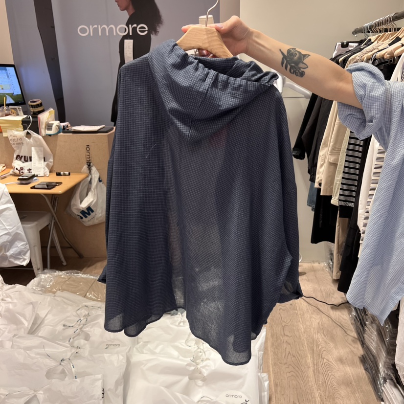 ORMORE東大門實拍女士新款人氣時尚休閑職業熱賣襯衫蕾絲衫ORMORE襯衫/蕾絲衫