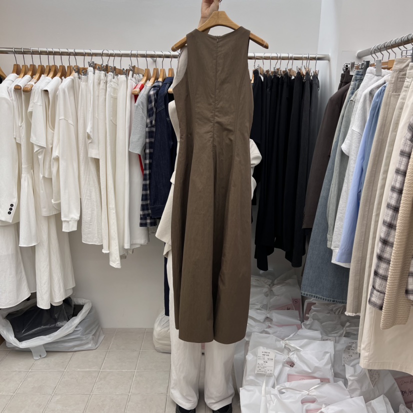 DRESS ROOM韓國直郵女士新款25春夏真品時尚推薦職業連衣裙DRESS ROOM連衣裙