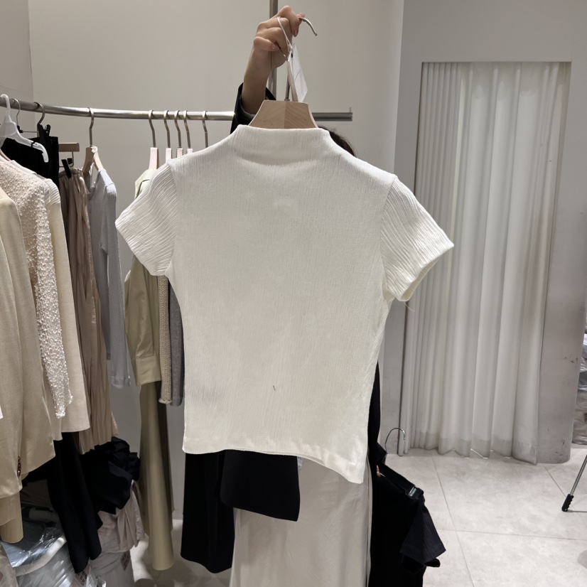 GLOW AND NYMPH韓國代購女裝新品熱賣25春夏真品推薦人氣T恤GLOW AND NYMPHT恤