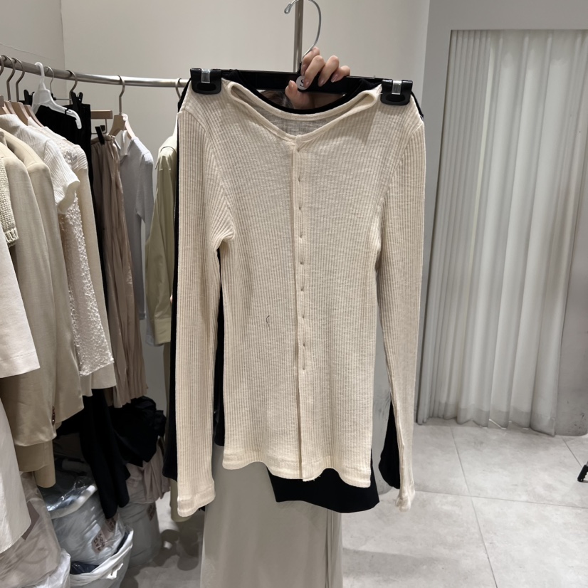 GLOW AND NYMPH東大門代購女士新品職業真品人氣25春夏長袖T恤GLOW AND NYMPH長袖T恤圖色2