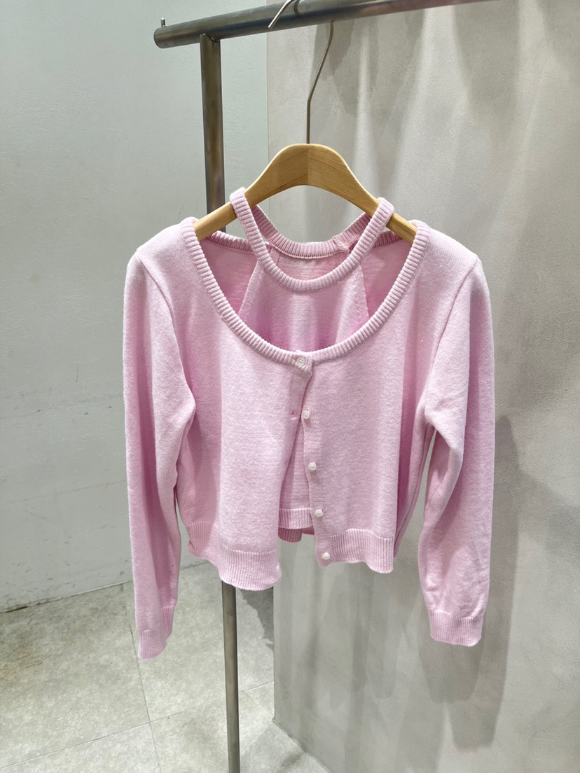 EVERCOMMERCE METICULOUSLY DESIGNED韓國直郵㊣東大門實拍女裝新款人氣套裝開衫EVERCOMMERCE METICULOUSLY DESIGNED套裝