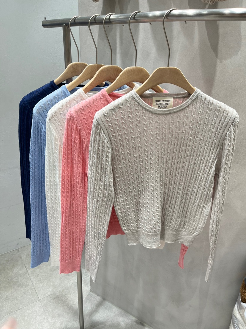 EVERCOMMERCE METICULOUSLY DESIGNED韓國㊣直郵東大門代購女裝新品推薦針織衫EVERCOMMERCE METICULOUSLY DESIGNED針織衫