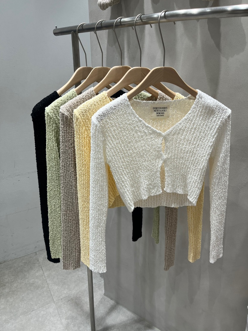 EVERCOMMERCE METICULOUSLY DESIGNED韓國直郵㊣女裝新品25春夏針織衫EVERCOMMERCE METICULOUSLY DESIGNED針織衫