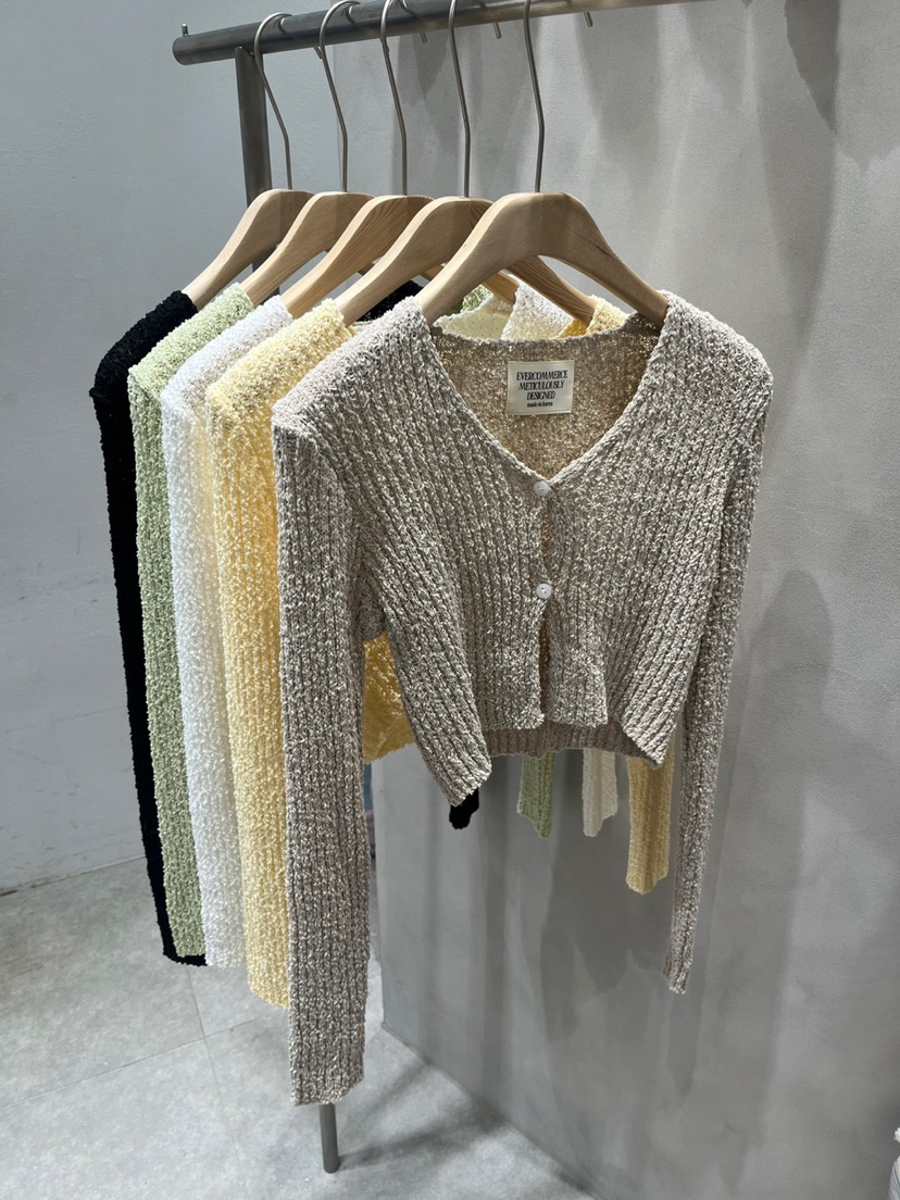 EVERCOMMERCE METICULOUSLY DESIGNED韓國直郵㊣女裝新品25春夏針織衫EVERCOMMERCE METICULOUSLY DESIGNED針織衫