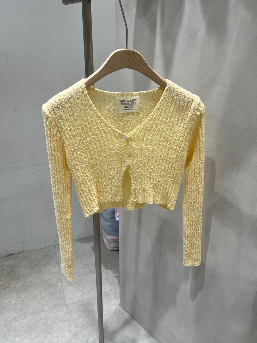 EVERCOMMERCE METICULOUSLY DESIGNED韓國直郵㊣女裝新品25春夏針織衫EVERCOMMERCE METICULOUSLY DESIGNED針織衫