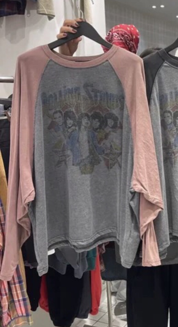 THE WEEKND韓國直郵㊣東大門實拍女裝新品休閑人氣長袖T恤CLODE長袖T恤圖色2