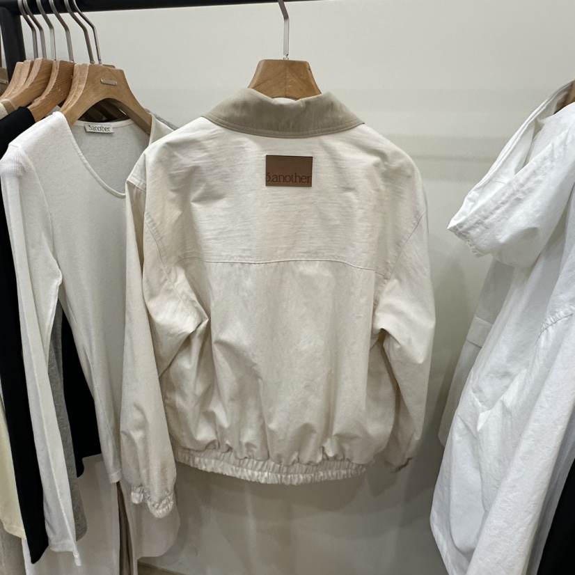 3 ANOTHER東大門實拍女裝新款25春夏時尚真品推薦休閑夾克3 ANOTHER夾克