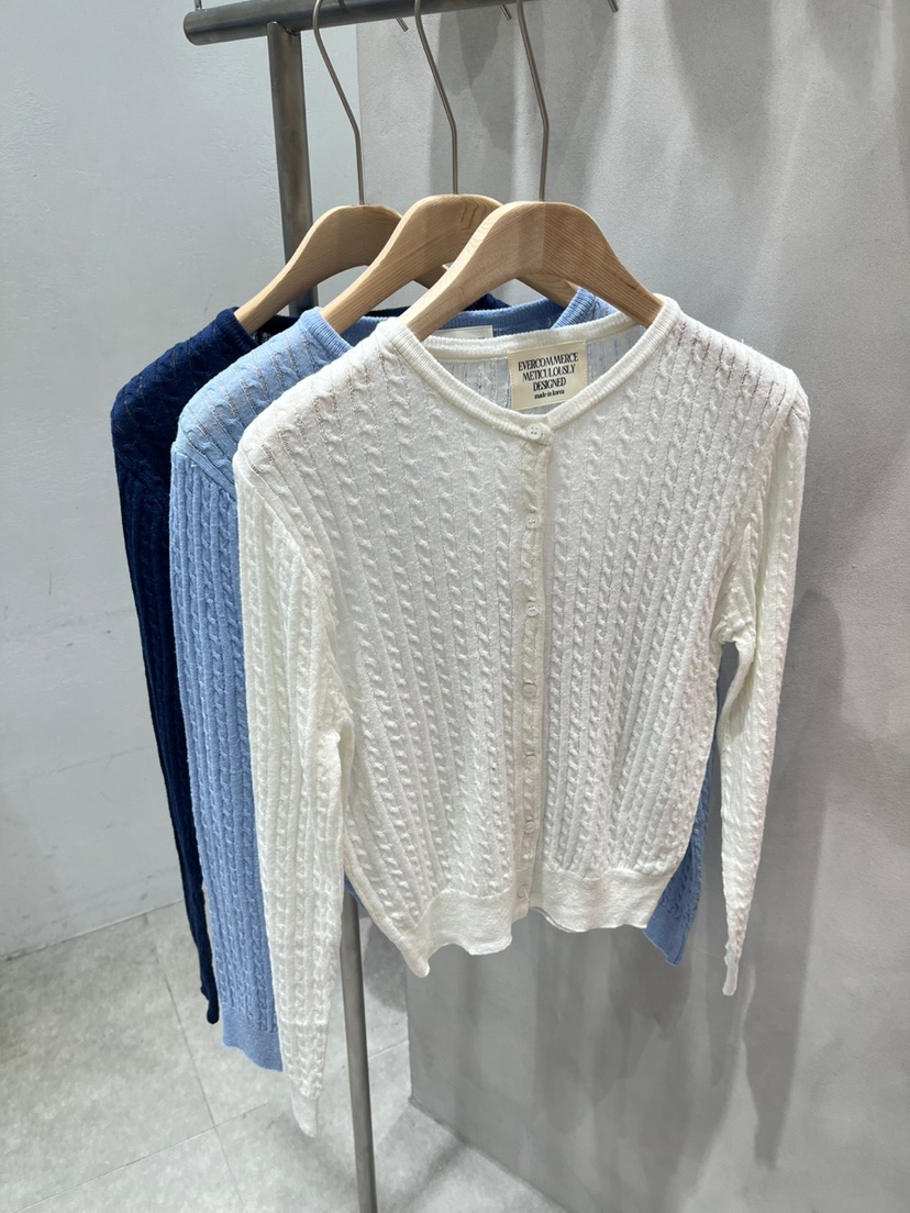 EVERCOMMERCE METICULOUSLY DESIGNED韓國直郵女士新款時尚針織衫EVERCOMMERCE METICULOUSLY DESIGNED針織衫