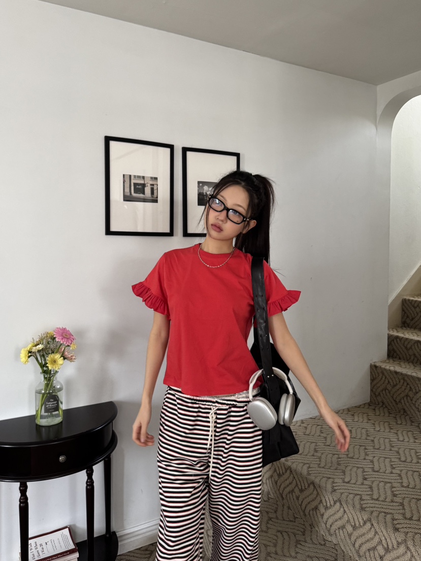 SUNDER MARKET韓國直郵㊣女裝新品人氣25春夏熱賣T恤荷葉邊SUNDER MARKETT恤圖色2