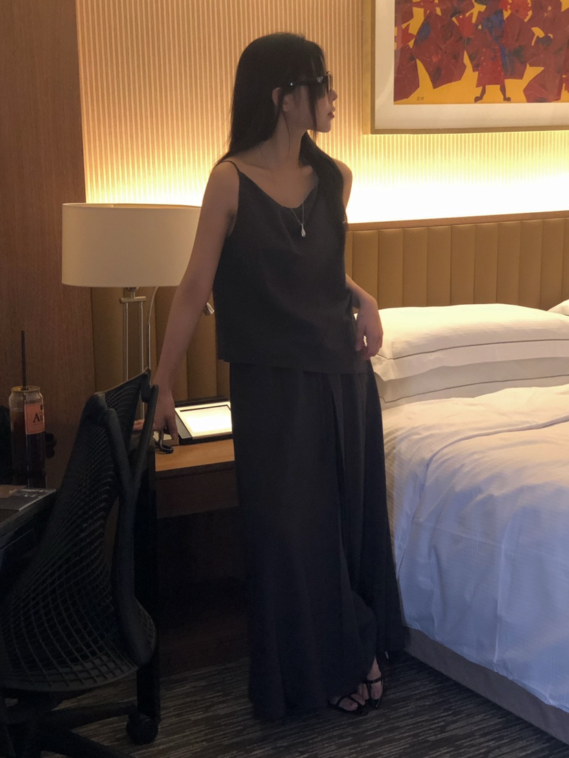ONDO-P東大門實拍女士新品職業25春夏人氣推薦吊帶背心高領ONDO-P吊帶/背心