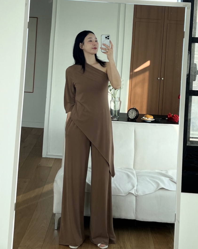 VERNI東大門實拍女士新款熱賣時尚推薦真品人氣25春夏休閑套裝VERNI套裝