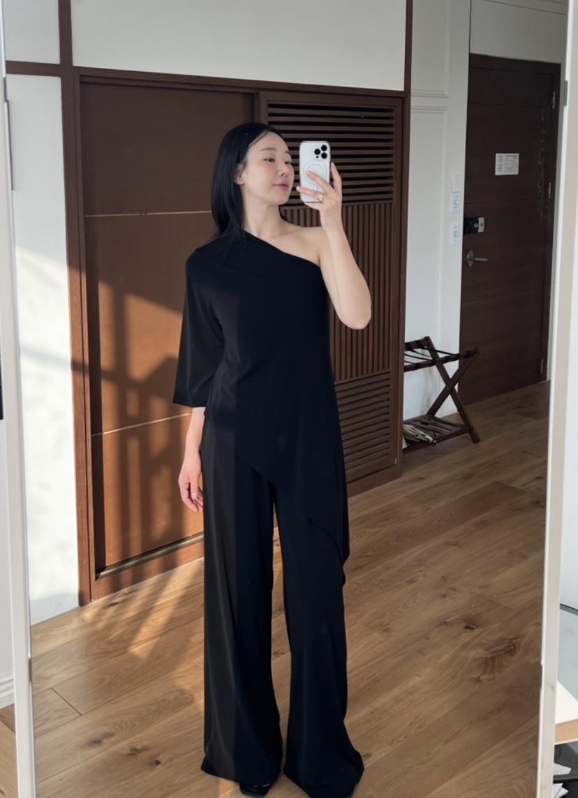 VERNI東大門實拍女士新款熱賣時尚推薦真品人氣25春夏休閑套裝VERNI套裝