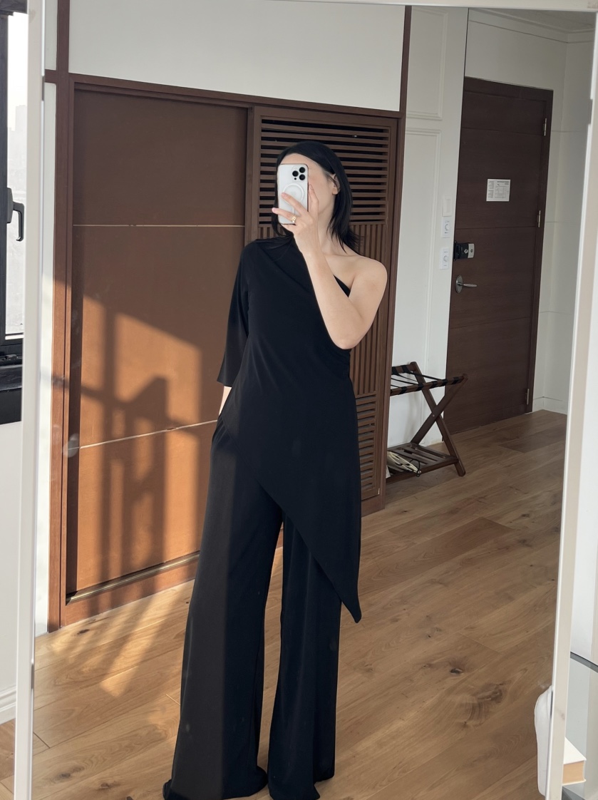 VERNI東大門實拍女士新款熱賣時尚推薦真品人氣25春夏休閑套裝VERNI套裝