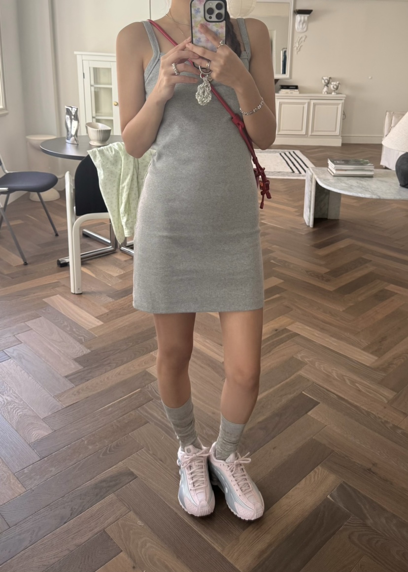 OUPPT東大門代購女裝新品推薦時尚25春夏人氣職業休閑連衣裙OUPPT連衣裙