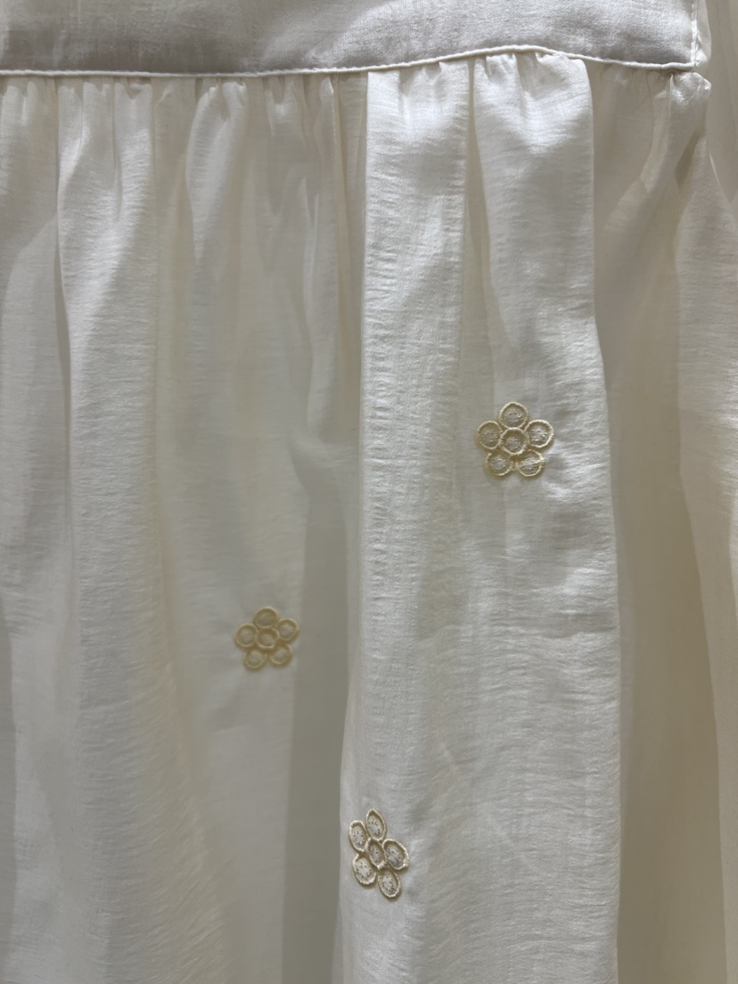 SHIRRING韓國代購女裝新品熱賣真品人氣25春夏襯衫蕾絲衫刺繡SHIRRING襯衫/蕾絲衫