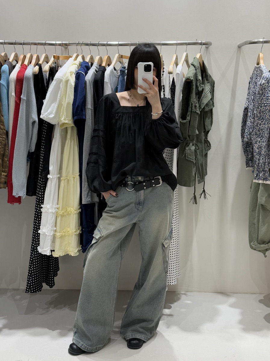 SHIRRING韓國代購女裝新品熱賣真品人氣25春夏襯衫蕾絲衫刺繡SHIRRING襯衫/蕾絲衫