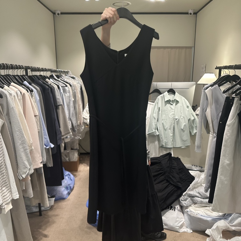 RE STOCK東大門直郵女裝新款時尚職業熱賣真品連衣裙含腰繩RE STOCK連衣裙圖色1