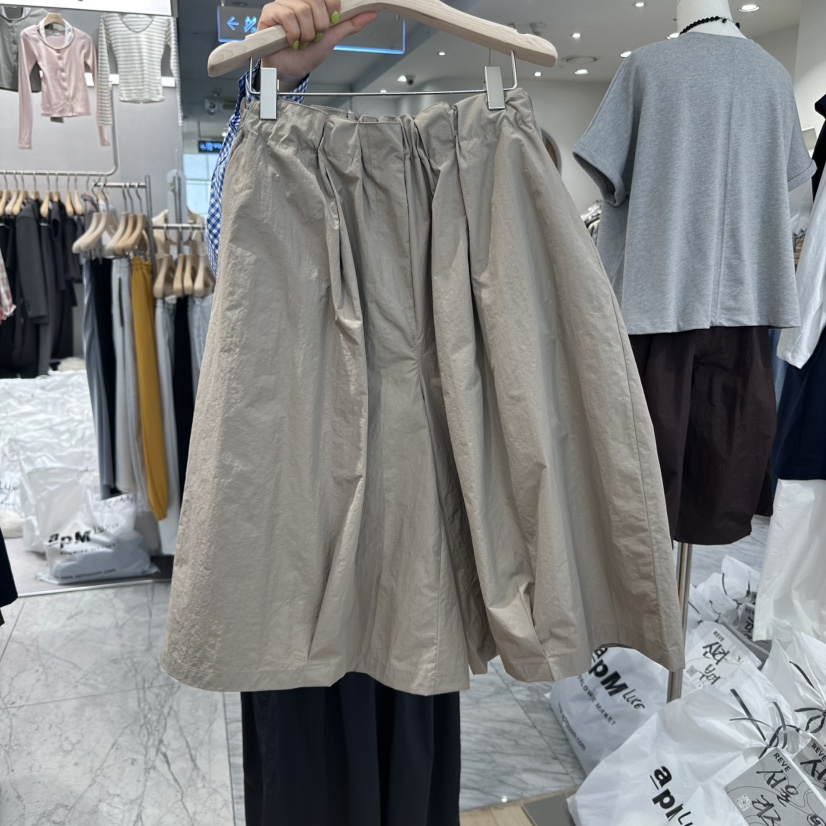 REVE-L東大門實拍女裝新品25春夏職業熱賣時尚推薦休閑短褲REVE-L短褲圖色4