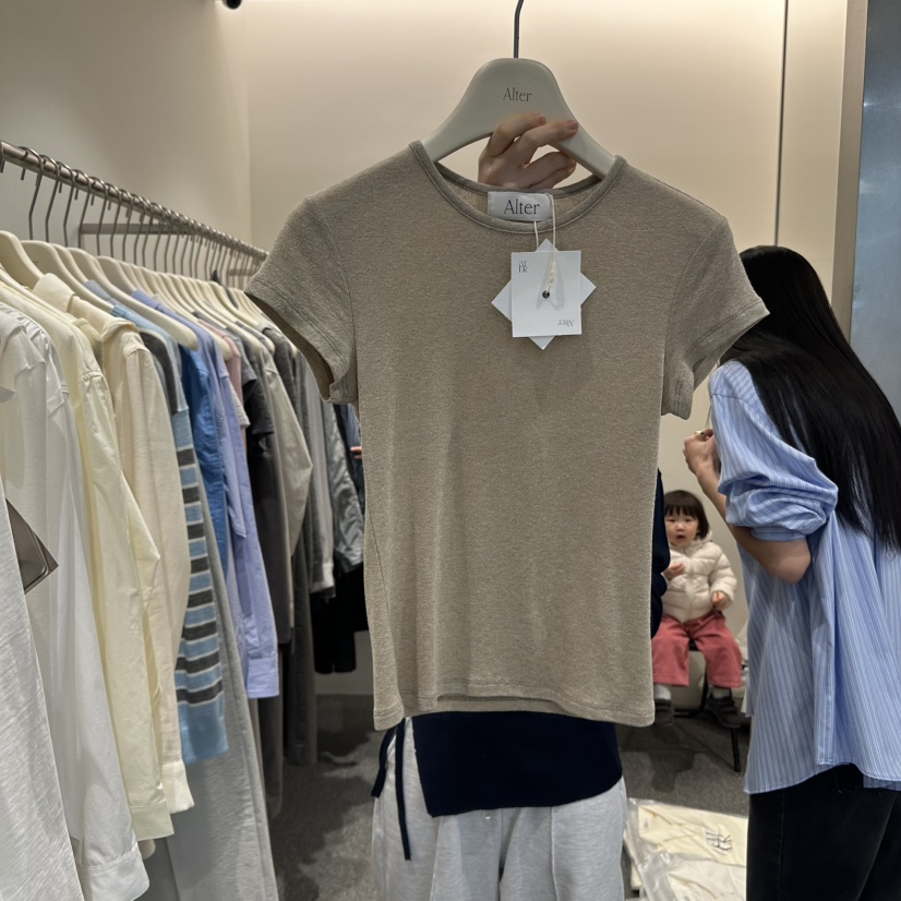 ALTER東大門實拍女士新款熱賣25春夏推薦時尚休閑真品職業T恤AlterT恤圖色2