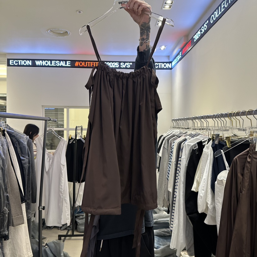 OUTFIT韓國直郵㊣女裝新品推薦25春夏時尚職業休閑吊帶背心OUTFIT吊帶/背心圖色3