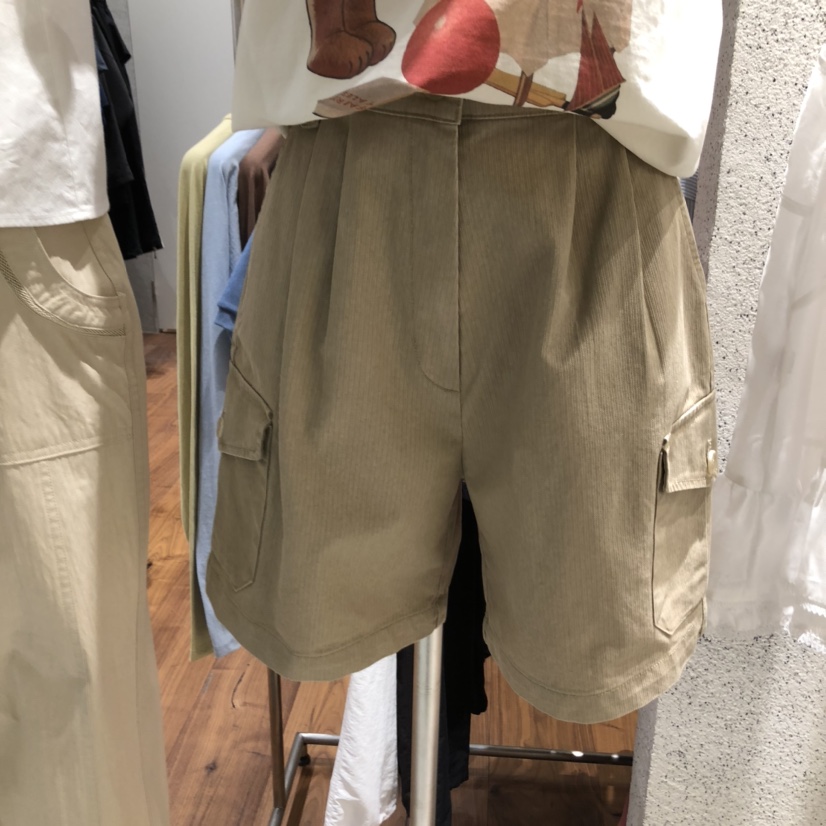COMELY韓國直郵㊣女裝新款25春夏熱賣推薦休閑人氣時尚短褲COMELY短褲圖色2
