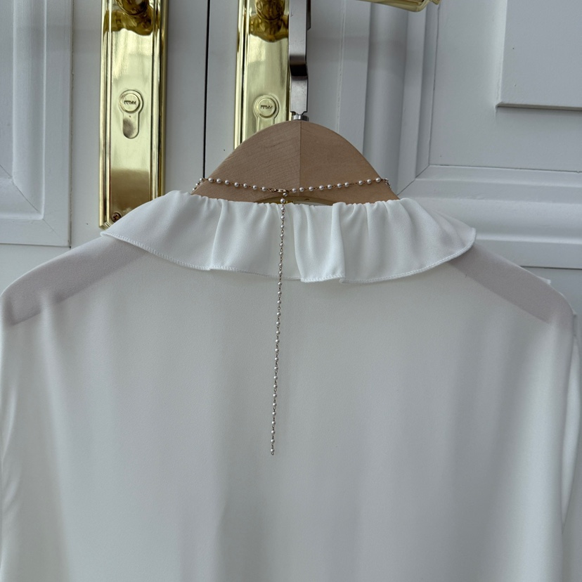 VICTORIA QUEEN直郵韓國代購㊣女裝新品時尚襯衫蕾絲衫不含飾品VICTORIA QUEEN襯衫/蕾絲衫