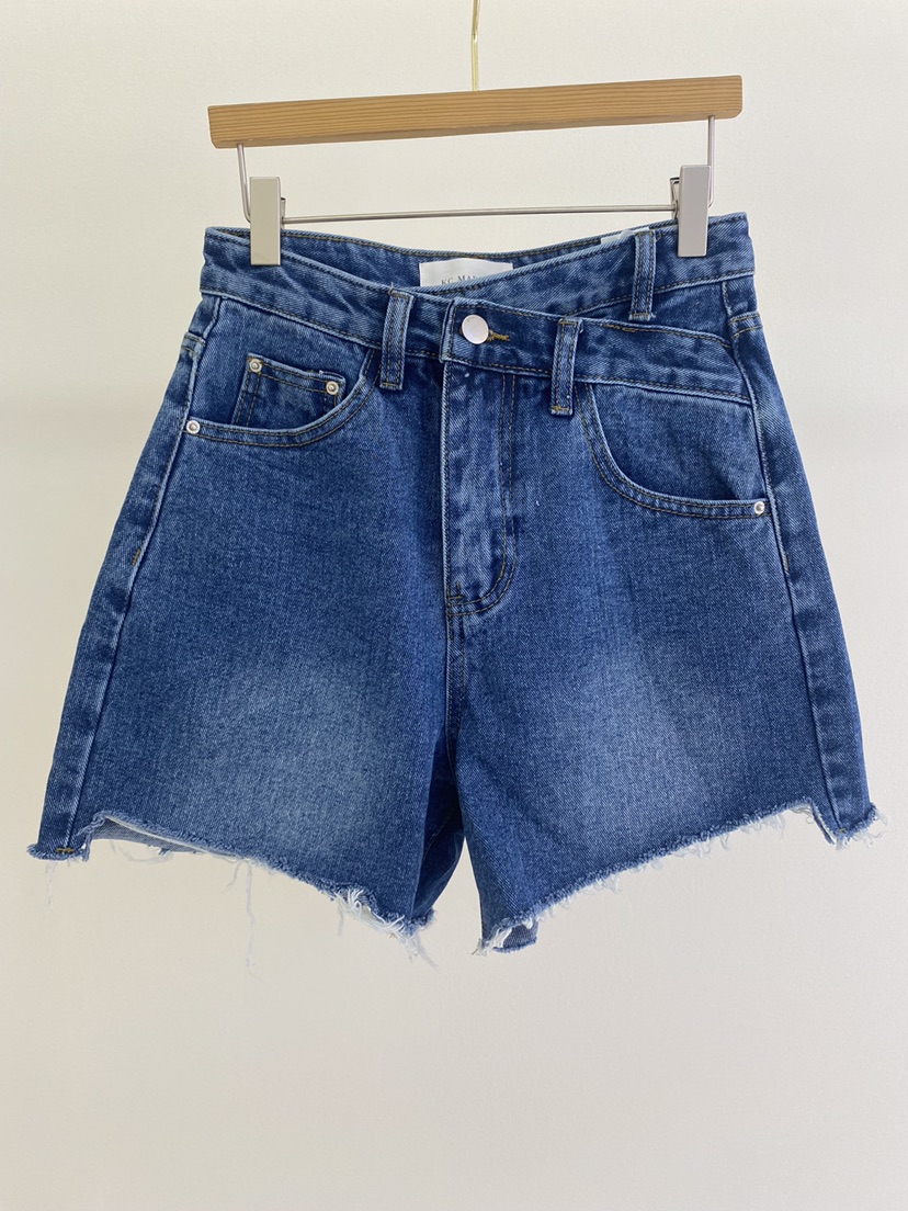 KC MARKET東大門實拍女士新品25春夏時尚熱賣職業短褲腰帶空短褲