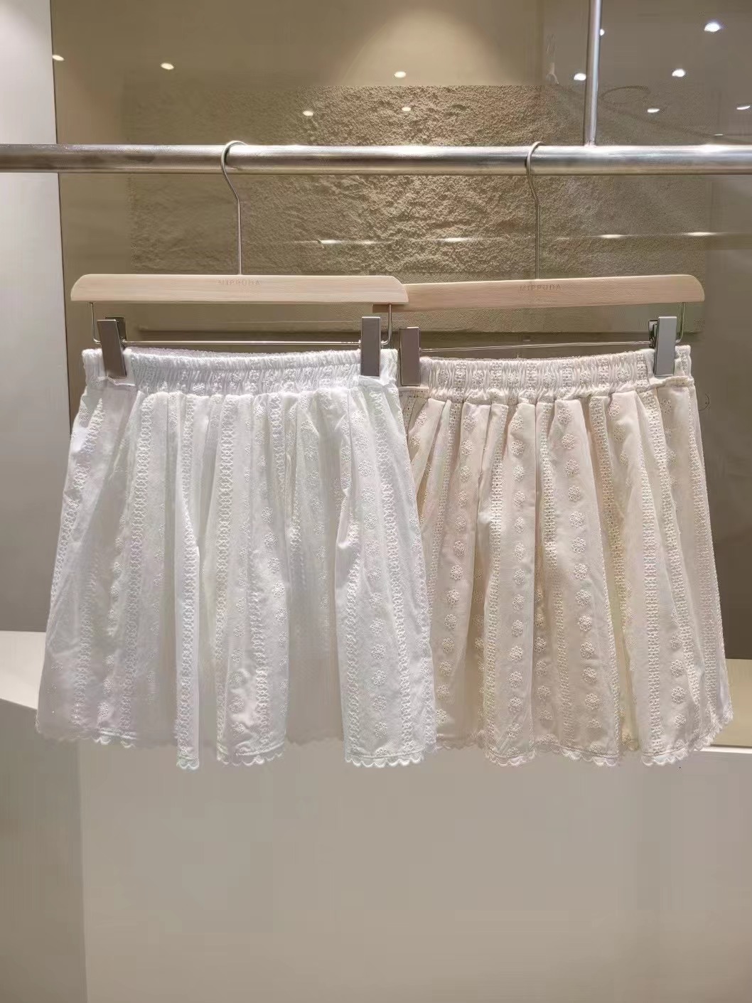 MIPPUDA東大門實拍女裝新款休閑人氣真品職業熱賣時尚推薦短裙MIPPUDA短裙