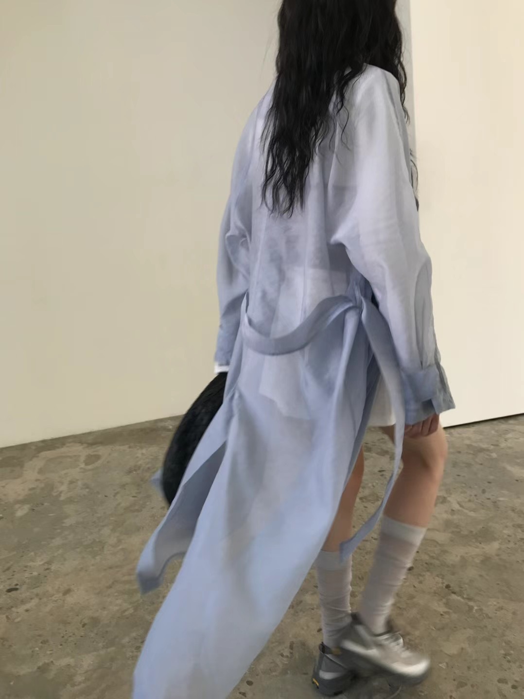 AVANDACE韓國直郵㊣東大門實拍女裝新款熱賣長款風衣含腰帶AVANDACE長款風衣