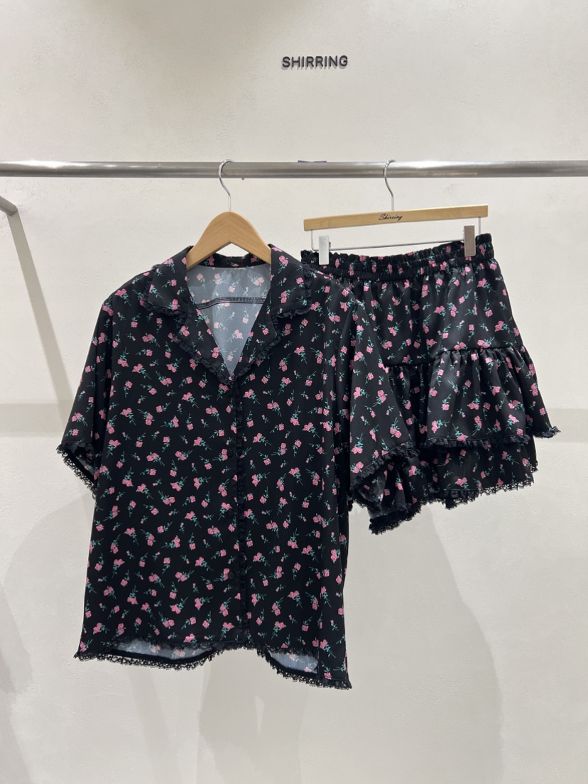 SHIRRING韓國代購女士新款推薦休閑時尚熱賣職業襯衫蕾絲衫SHIRRING襯衫/蕾絲衫