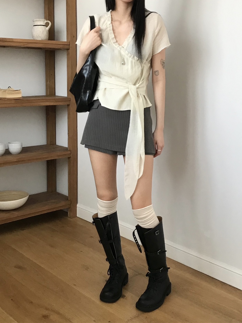 ESCHER東大門實拍女裝新品真品熱賣休閑推薦25春夏襯衫蕾絲衫ESCHER襯衫/蕾絲衫