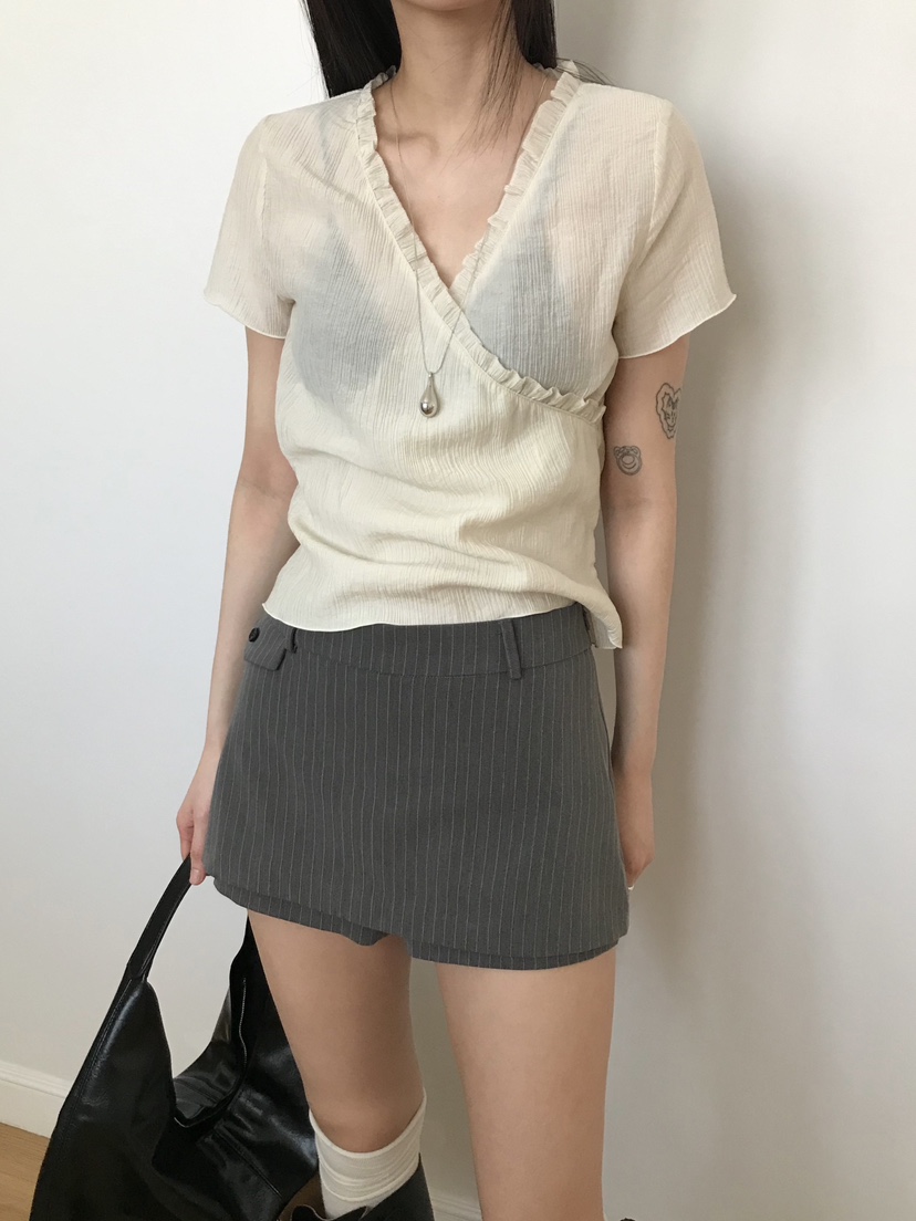 ESCHER東大門實拍女裝新品真品熱賣休閑推薦25春夏襯衫蕾絲衫ESCHER襯衫/蕾絲衫