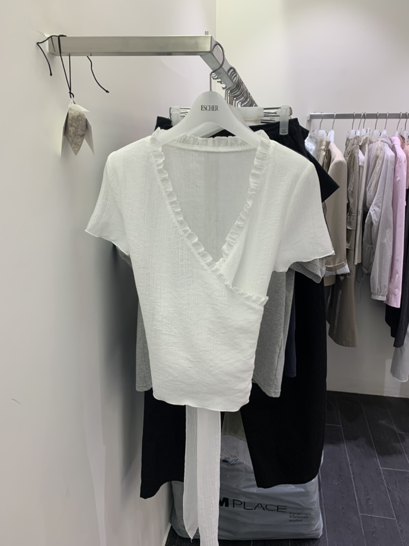 ESCHER東大門實拍女裝新品真品熱賣休閑推薦25春夏襯衫蕾絲衫ESCHER襯衫/蕾絲衫圖色2