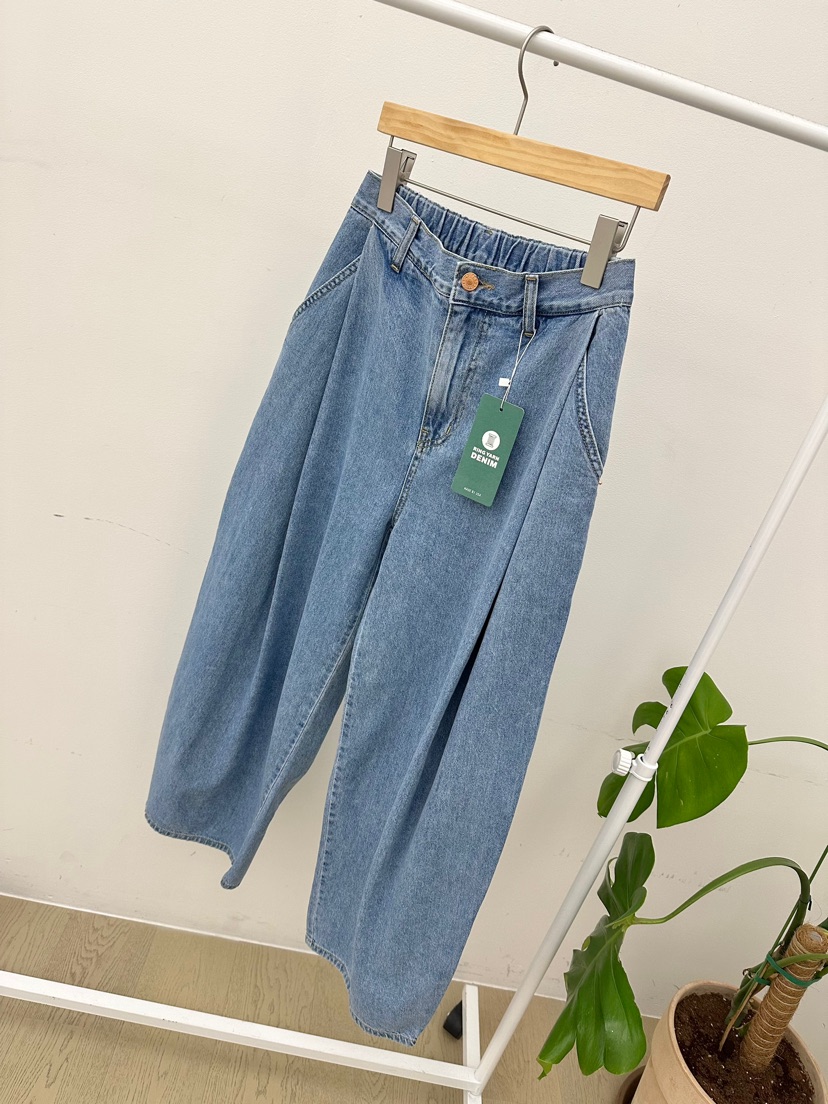 BUT韓國直郵㊣女裝新品人氣休閑推薦職業熱賣牛仔褲寬松牛仔button牛仔褲