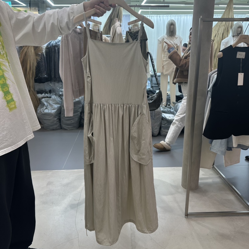 BINUS韓國㊣直郵東大門代購女裝新品熱賣人氣25春夏職業連衣裙BINUS連衣裙