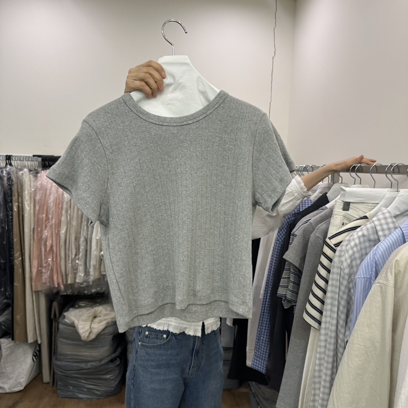 AGO直郵韓國代購㊣女裝新品推薦時尚休閑熱賣25春夏人氣T恤AGOT恤圖色2