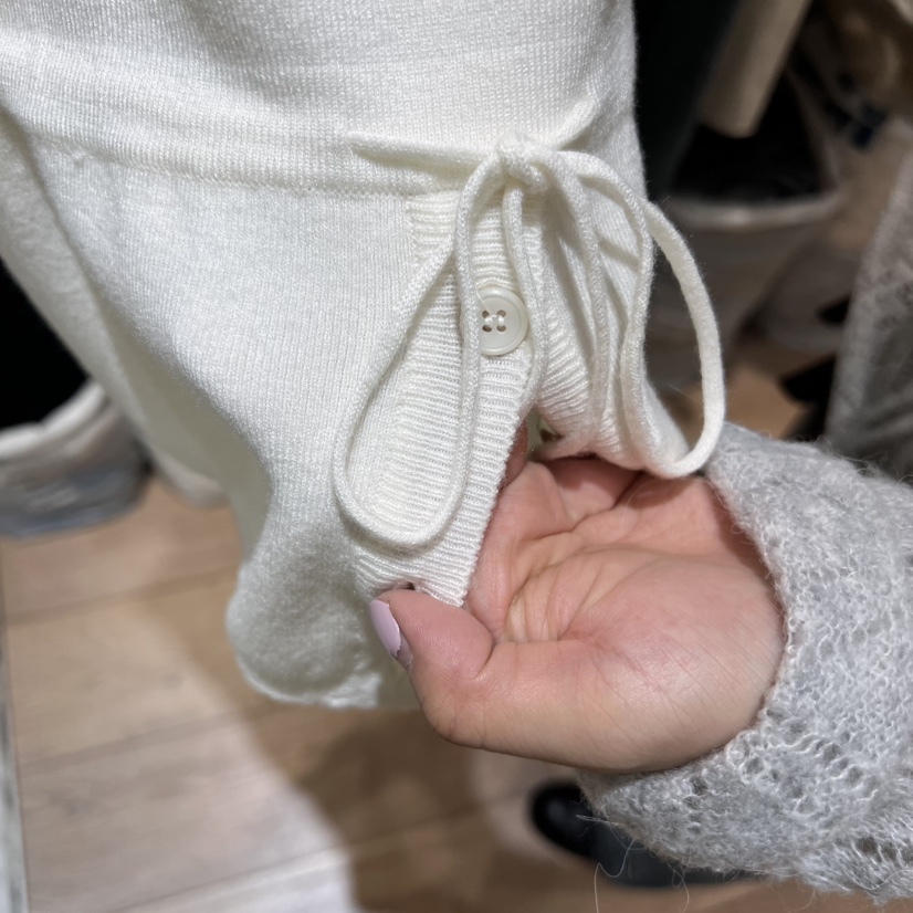 AUBE直郵韓國代購㊣女裝新款推薦時尚熱賣吊帶背心不含內搭AUBE吊帶/背心