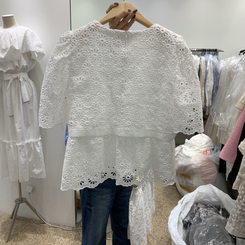 A直郵韓國代購㊣女裝新品熱賣人氣時尚25春夏推薦襯衫蕾絲衫A STORE襯衫/蕾絲衫