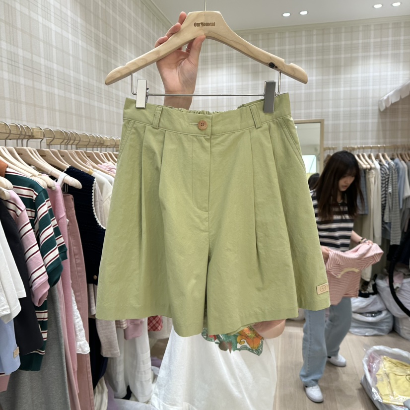 OURMOMENT韓國直郵㊣女裝新品25春夏時尚熱賣職業休閑推薦短褲OURMOMENT短褲圖色2