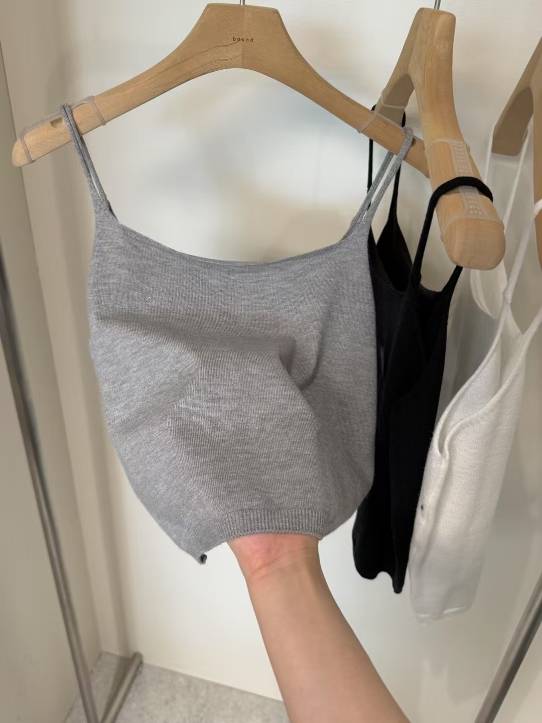 BOUND韓國㊣直郵東大門代購女裝新款熱賣時尚職業推薦吊帶背心BOUND吊帶/背心