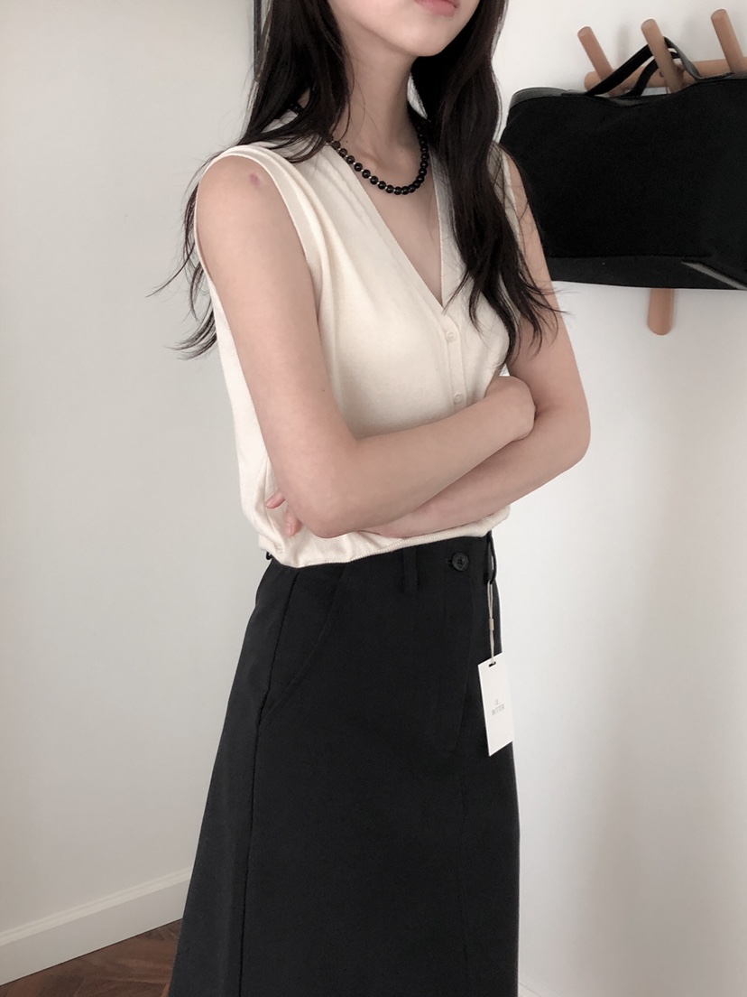 LE BUTTER韓國直郵㊣女裝新款職業人氣熱賣25春夏馬甲棉質LE BUTTER馬甲