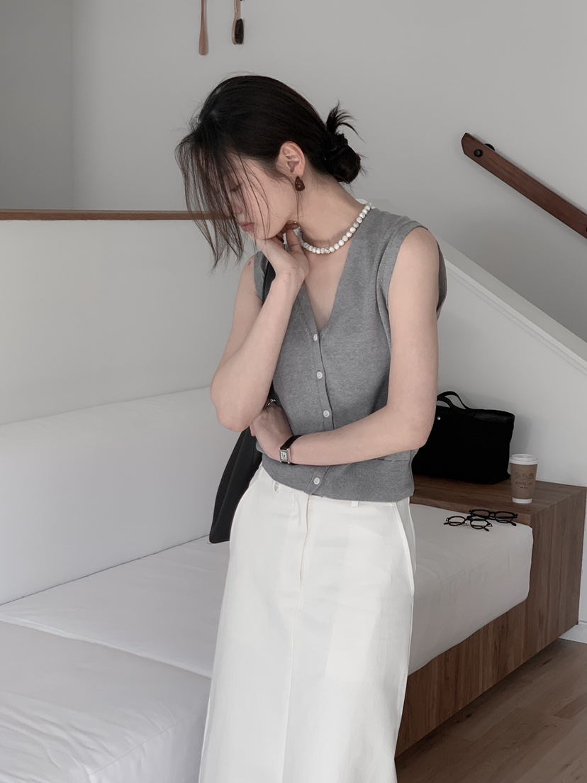 LE BUTTER韓國直郵㊣女裝新款職業人氣熱賣25春夏馬甲棉質LE BUTTER馬甲